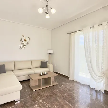 Апартаменты Thea Elia Megali Mantineia